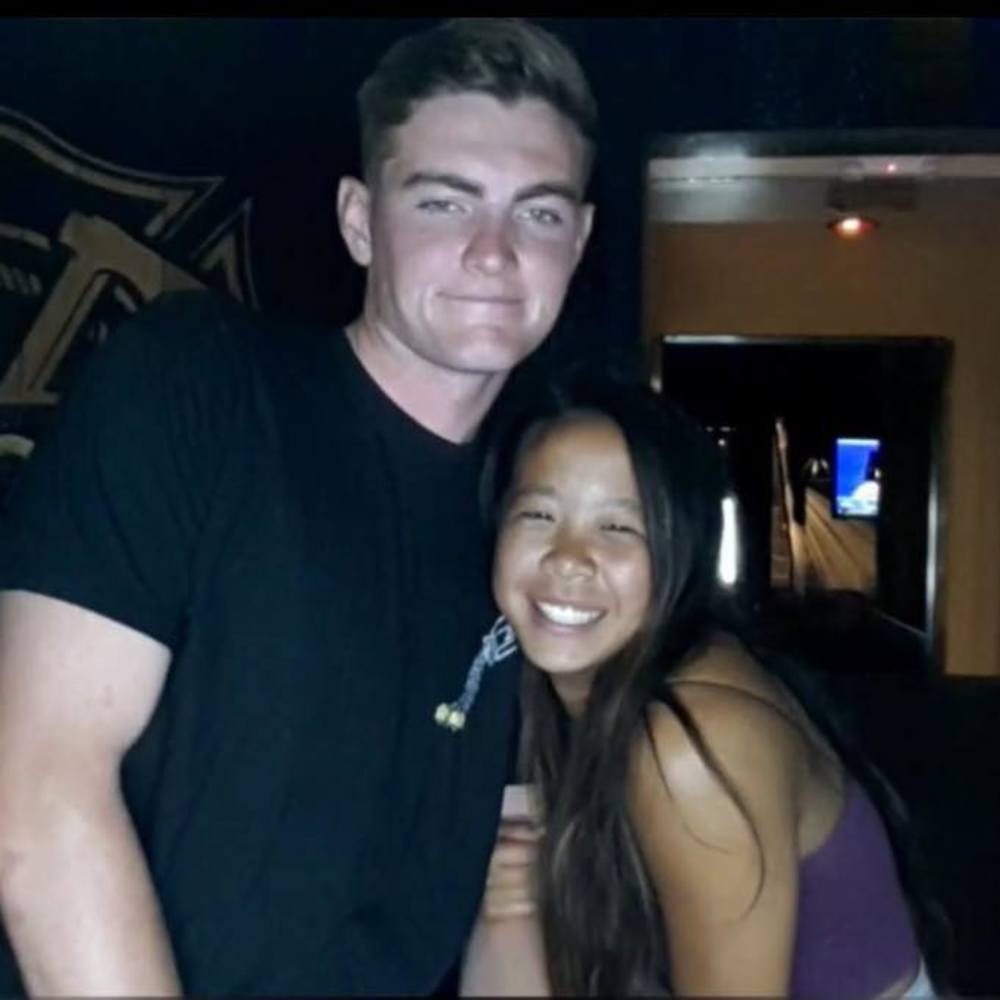 Meet your Posher, Bailey